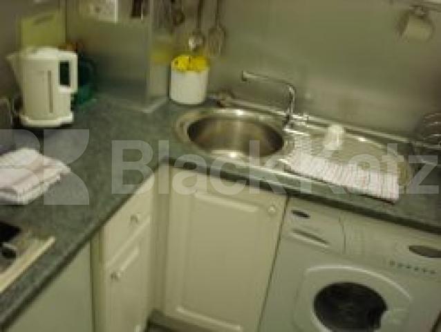 			New Instruciton, Studio Apartment, 1 bath, 1 reception Flat			 Queens Way, BAYSWATER
